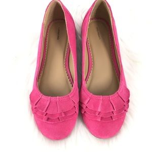 3/$21 Lands’ End Suede Pink Ruffle Toe Ballet Flats